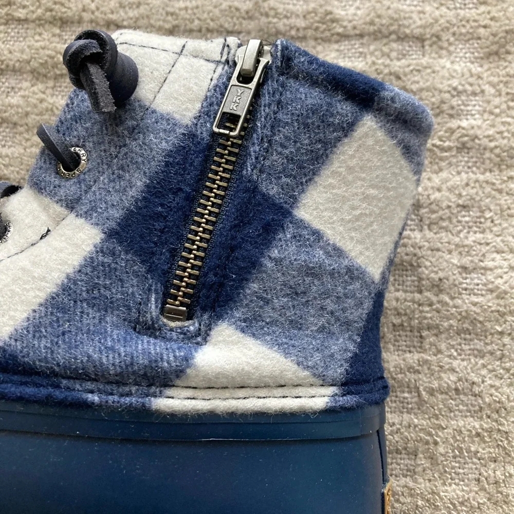 Women’s Sperry Saltwater Boots Blue Check Navy Size 8.5 NWOT - Picture 9 of 9